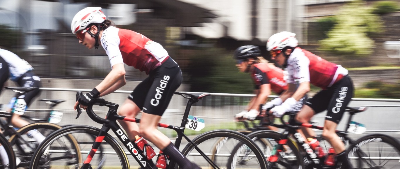 ÉQUIPE FÉMININE COFIDIS À L'ASSAUT DU PREMIER GIRO DE SON HISTOIRE