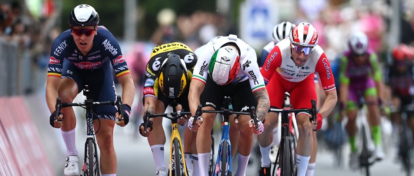 GIRO - ETAPE 2 LA BELLE 3e PLACE D'ELIA VIVIANI !