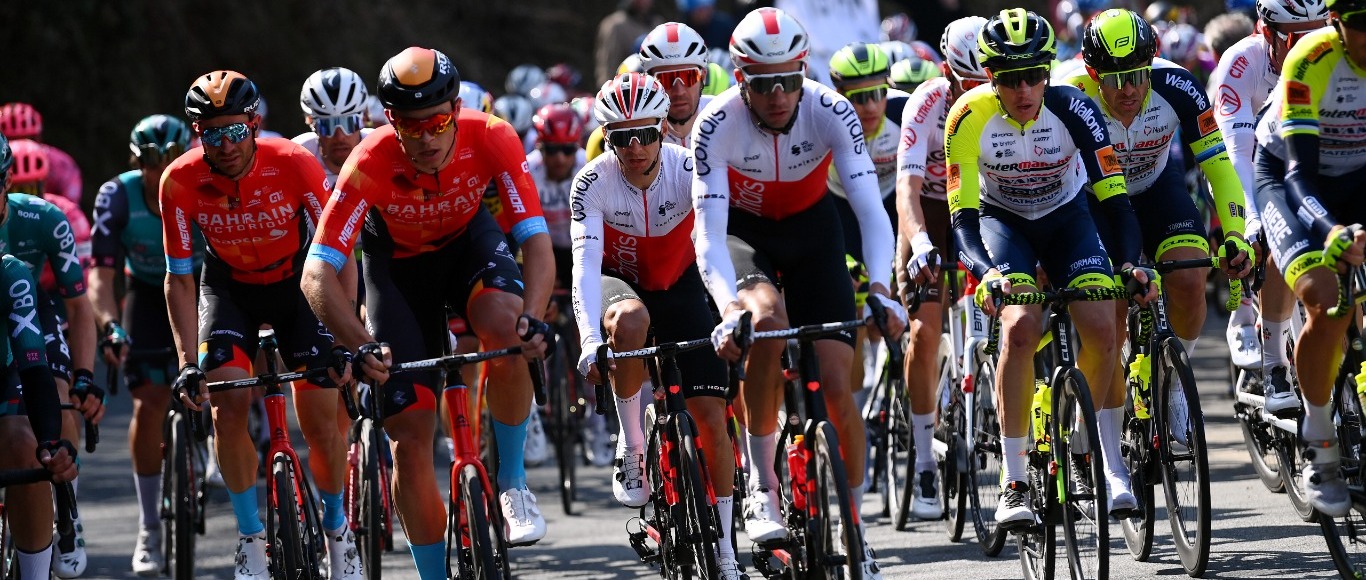 MILAN SAN REMO UNE JOURNÉE HARASSANTE ET COMPLIQUÉE Team Cofidis