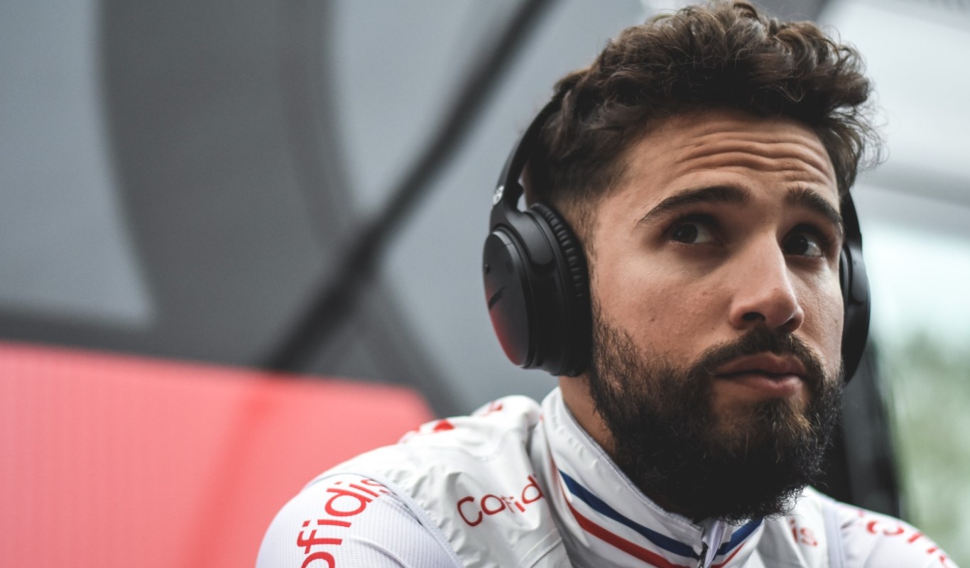 Nacer Bouhanni quitte Tirreno Adriatico