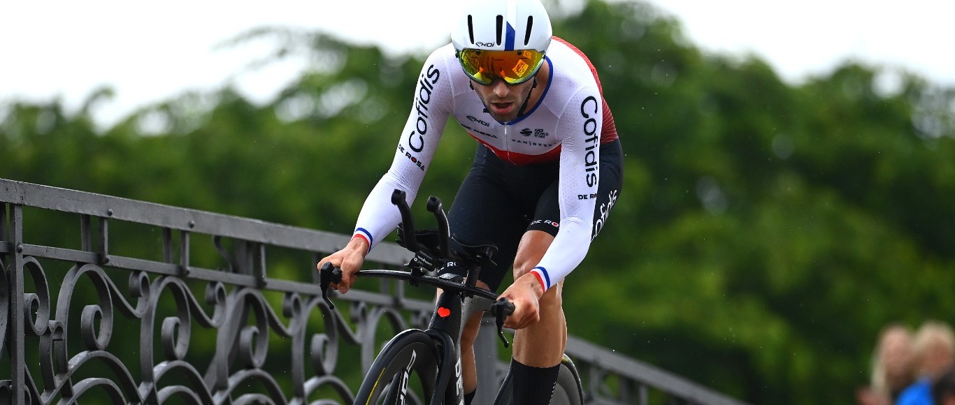 TOUR DE FRANCE - ÉTAPE 1 UNE ENTRÉE EN MATIÈRE  SÉRIEUSE ET APPLIQUÉE